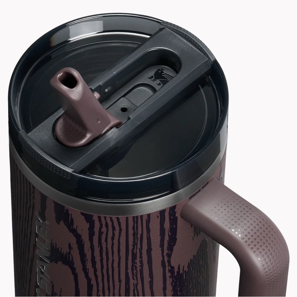 Stanley The Cheers and Cheer Quencher ProTour Flip Dark Wood Pattern Tumblr 40oz - Picture 3 of 3